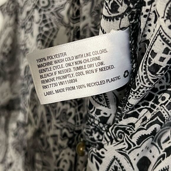 5/$25 Sheer Maxi Beach Cover Up - Picture 8 of 9